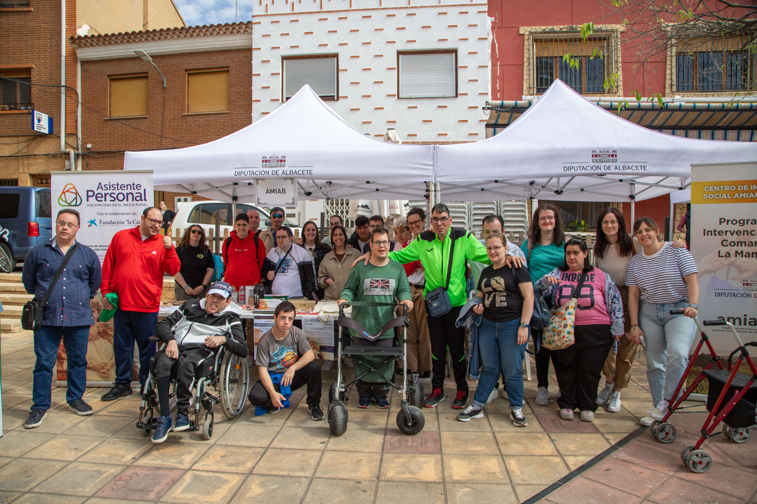 amiab participa en la ‘Feria del Libro’ de Villamalea organizada por la Biblioteca Municipal y dos centros educativos
